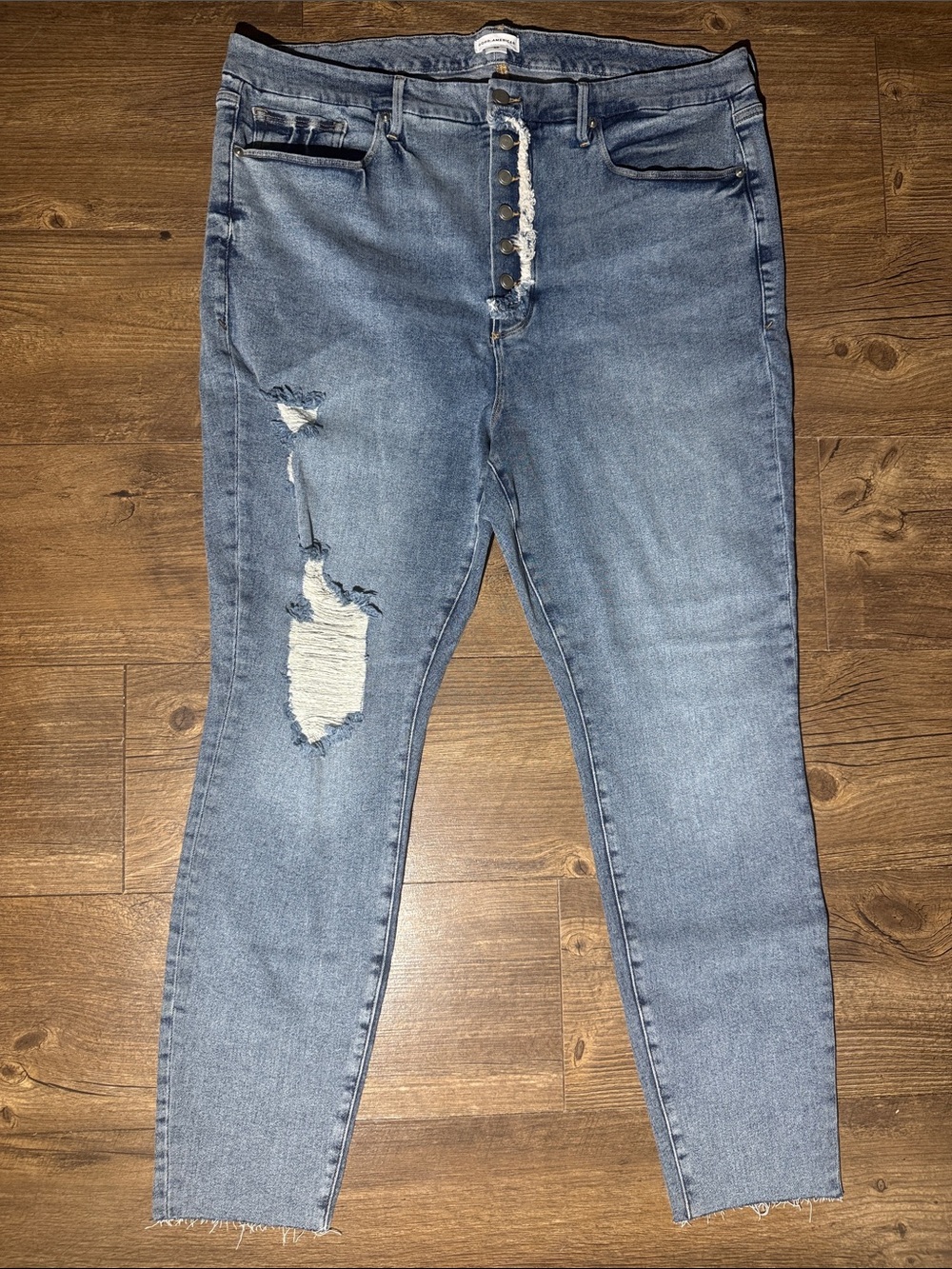 Good American Skinny Ripped Jeans - Light Blue